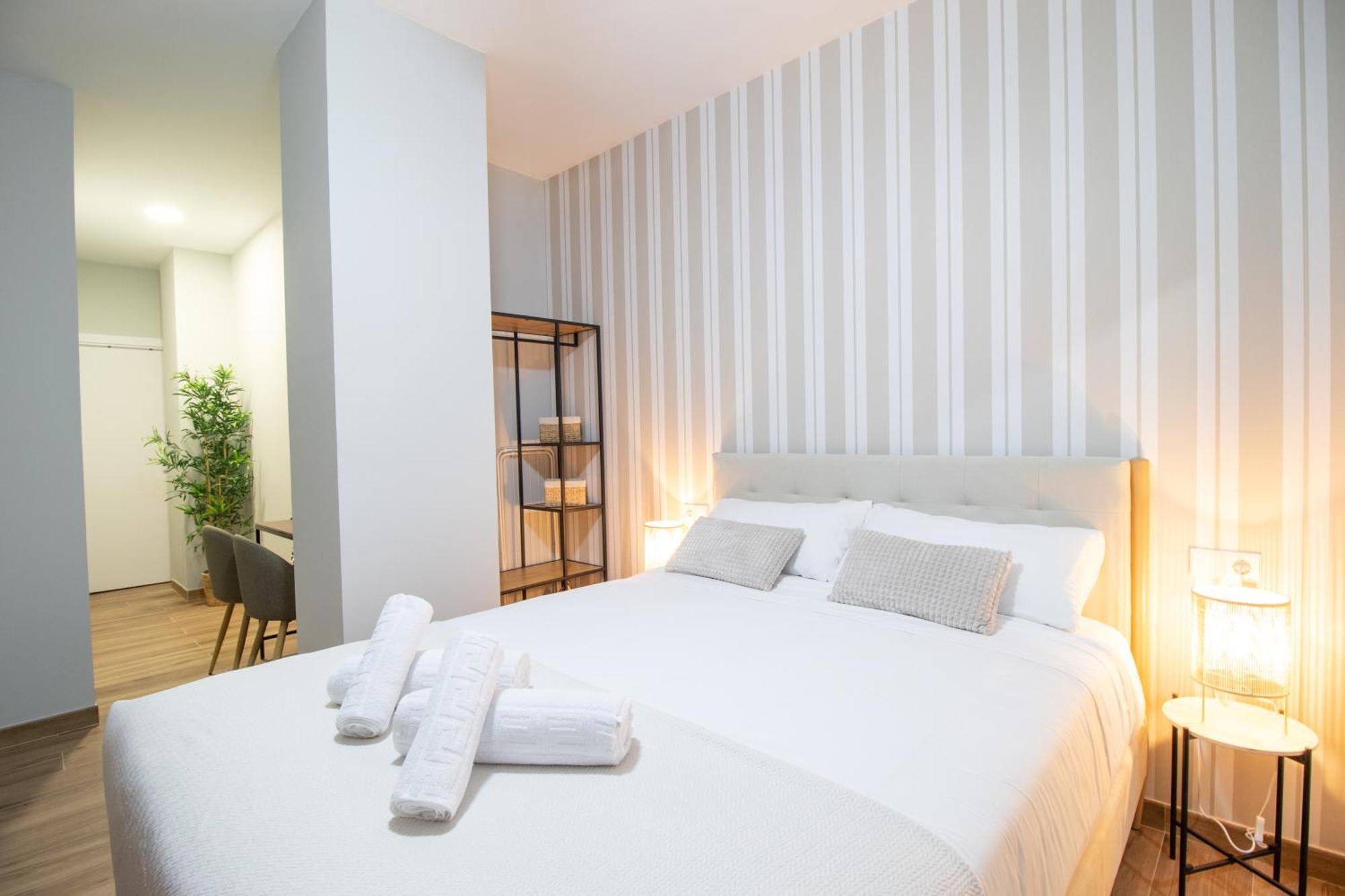Suite Parque Del Turia By Concept Flats Valencia Exterior photo